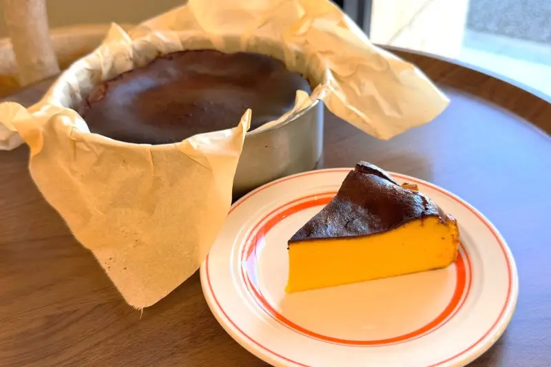 バスクチーズケーキ