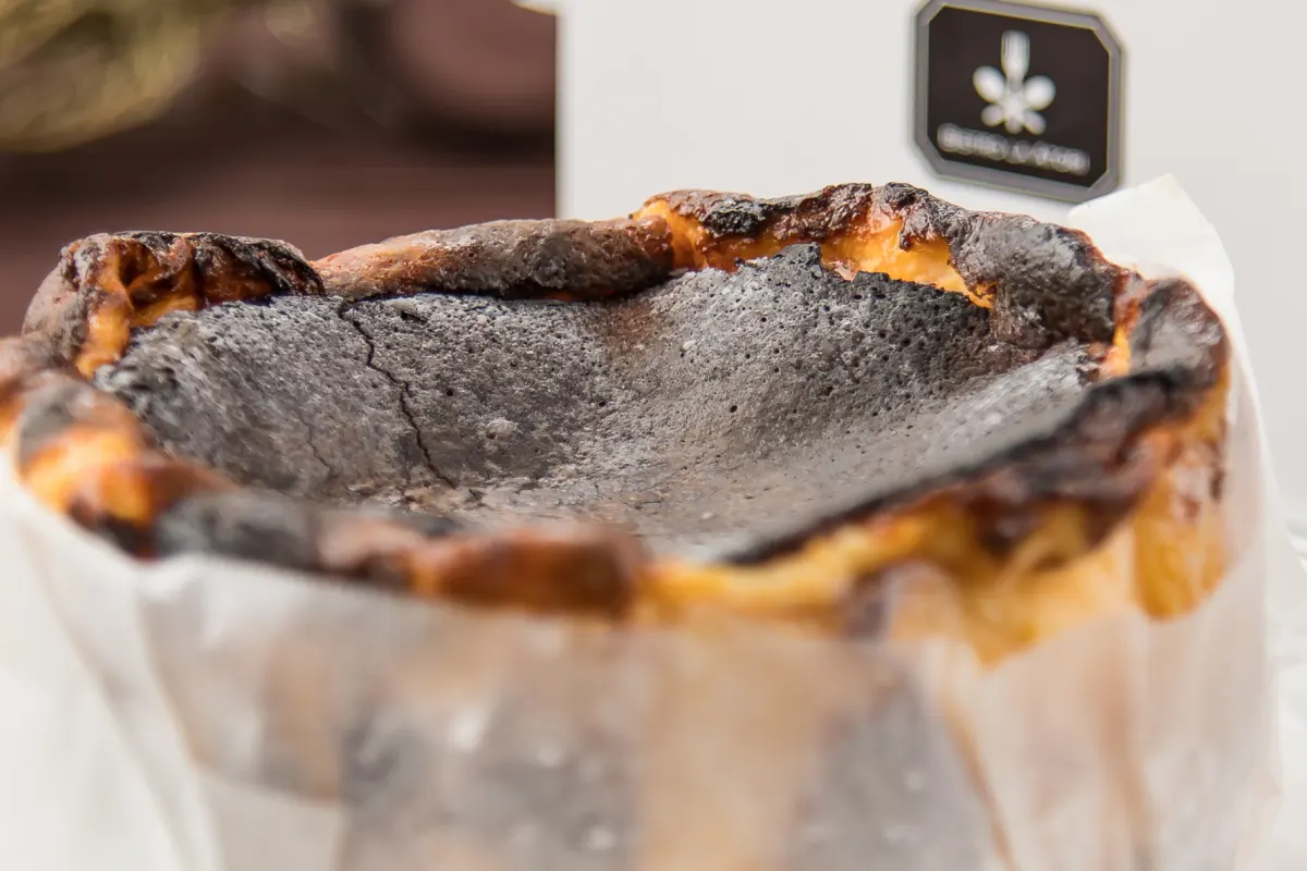 バスクチーズケーキ