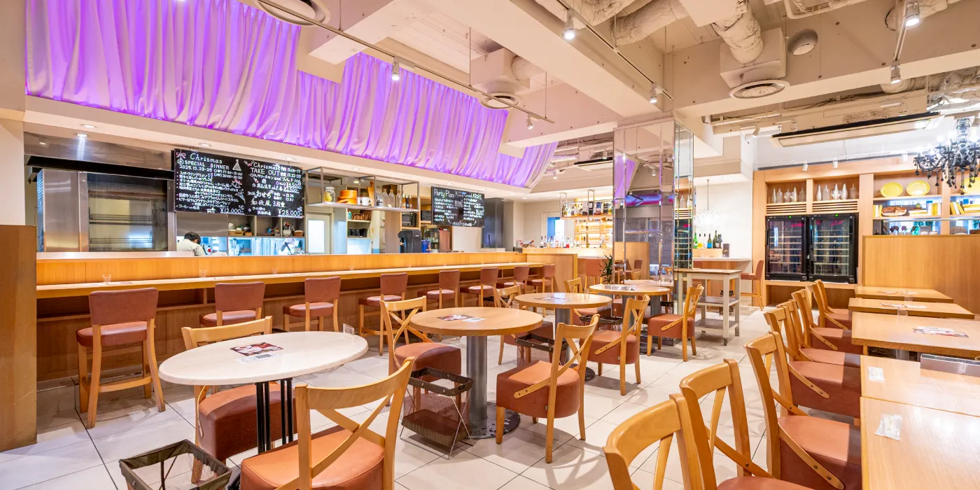 ビストロアトリで夕食